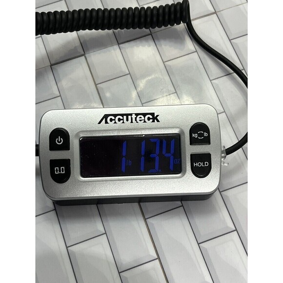 The Potters Gallery Pie Plate By Sue Taylor W/ Irises Modern Farmhouse - Picture 13 of 13